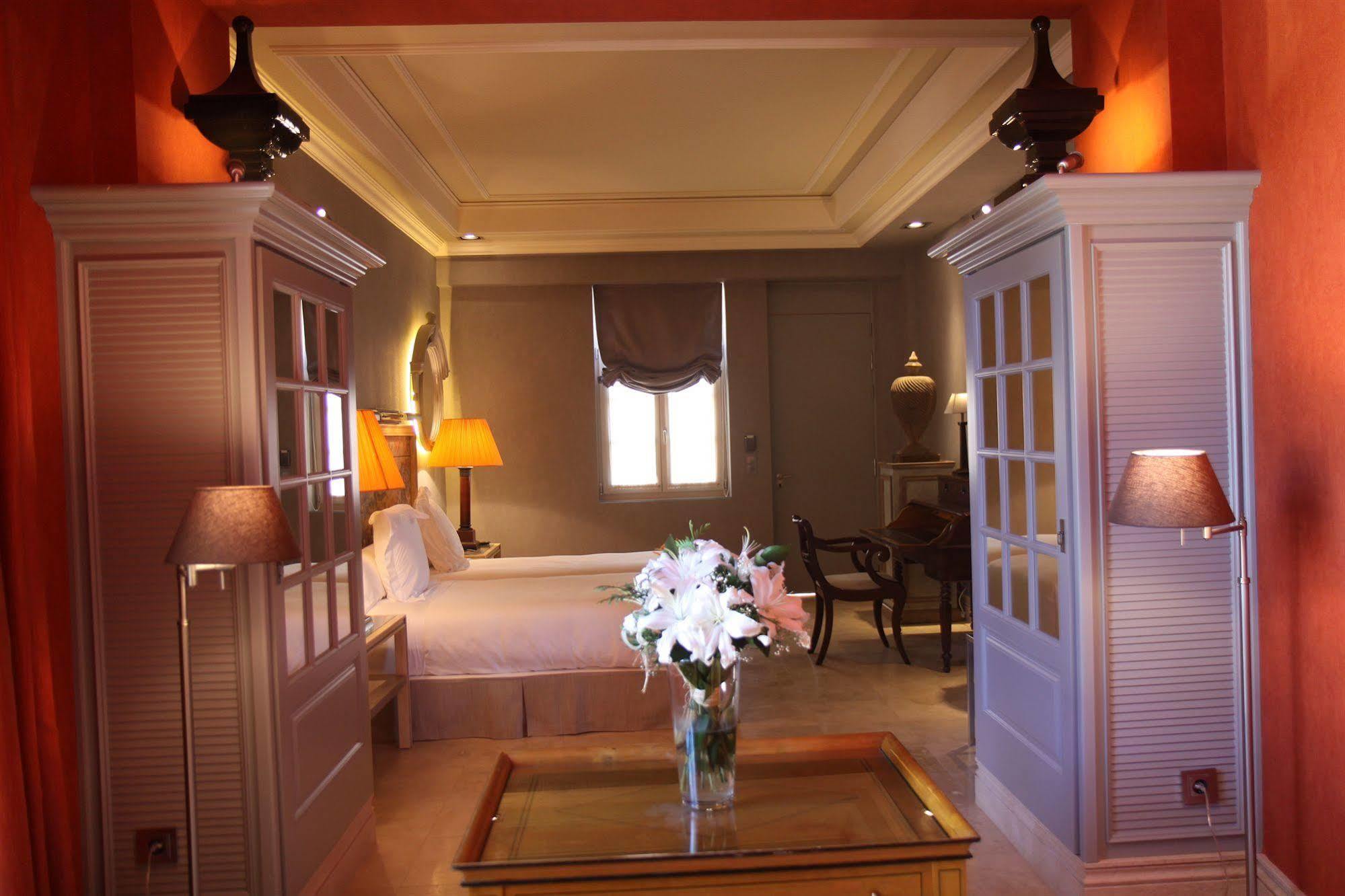 Casa Del Poeta Seville